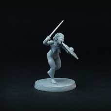 Female Viking Berserk Miniature 01