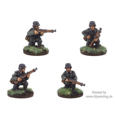German Riflemen Kneeling